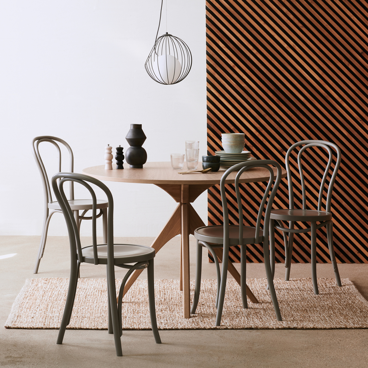 Habitat Austin Oak Round 4 Seater Dining Table – image 2