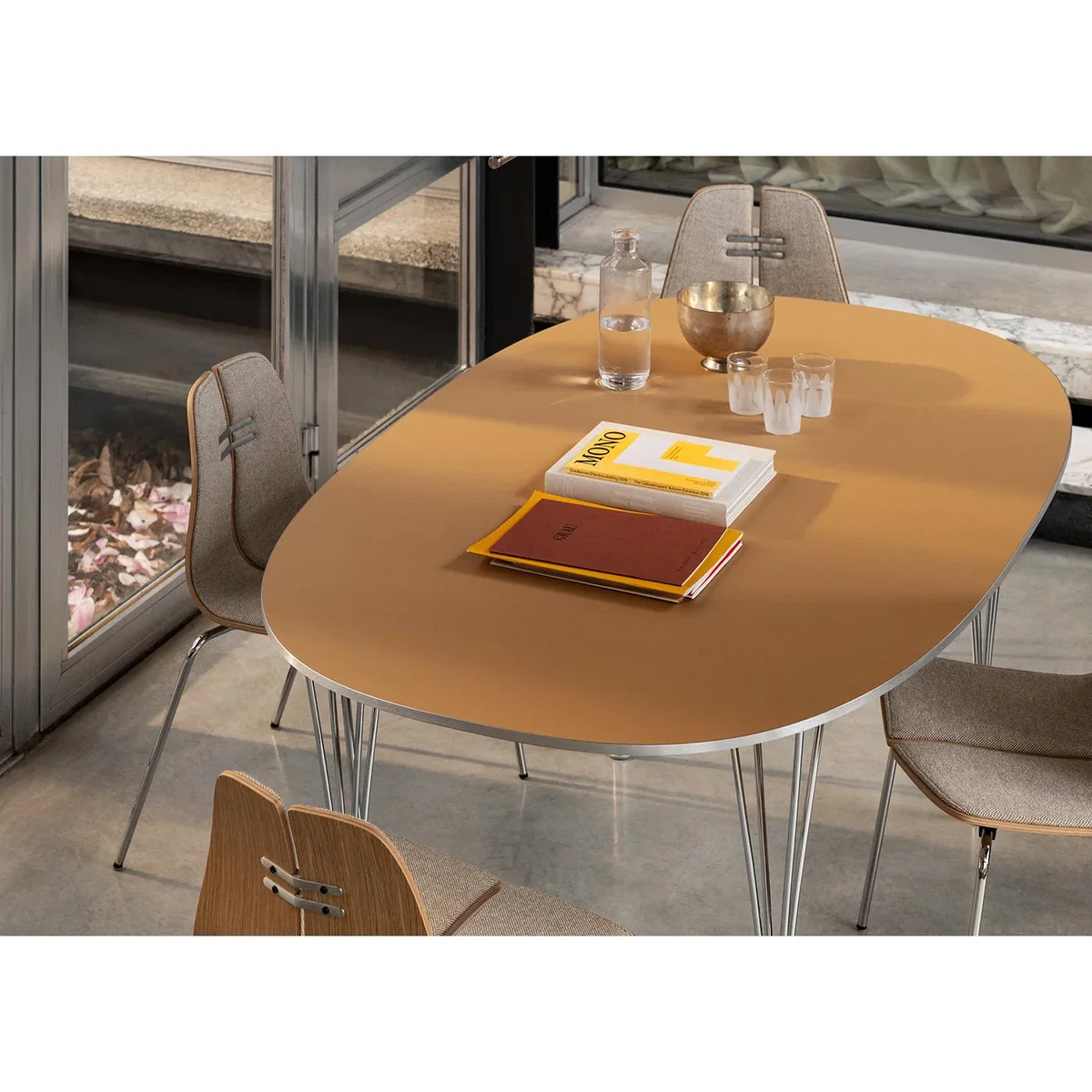 Heal's Superellipse B619 Extending Dining Table – image 5