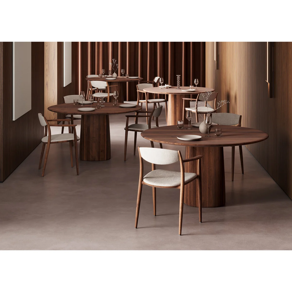 Heal's Column Round Dining Table – image 4