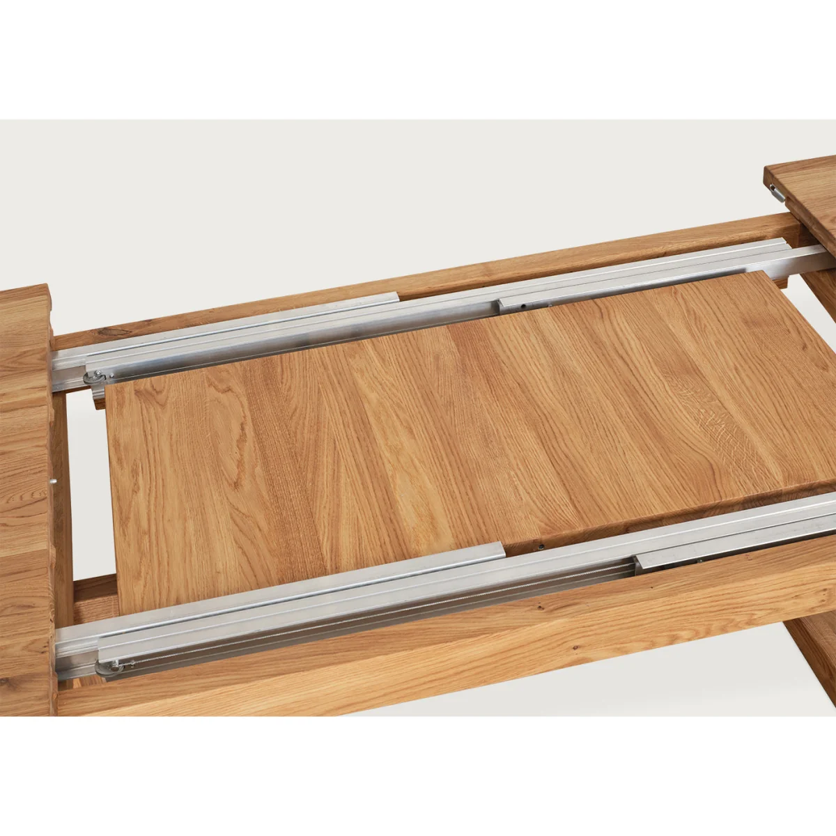 Heal's Lisbon Extending Dining Table – image 7