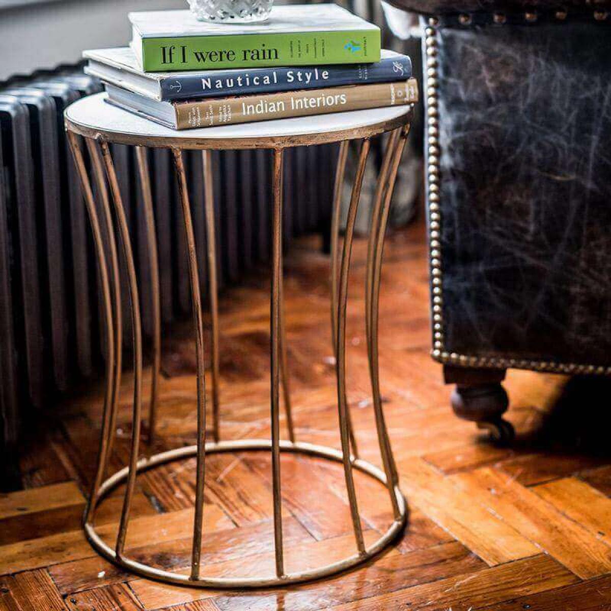 Iron and marble side table – image 3
