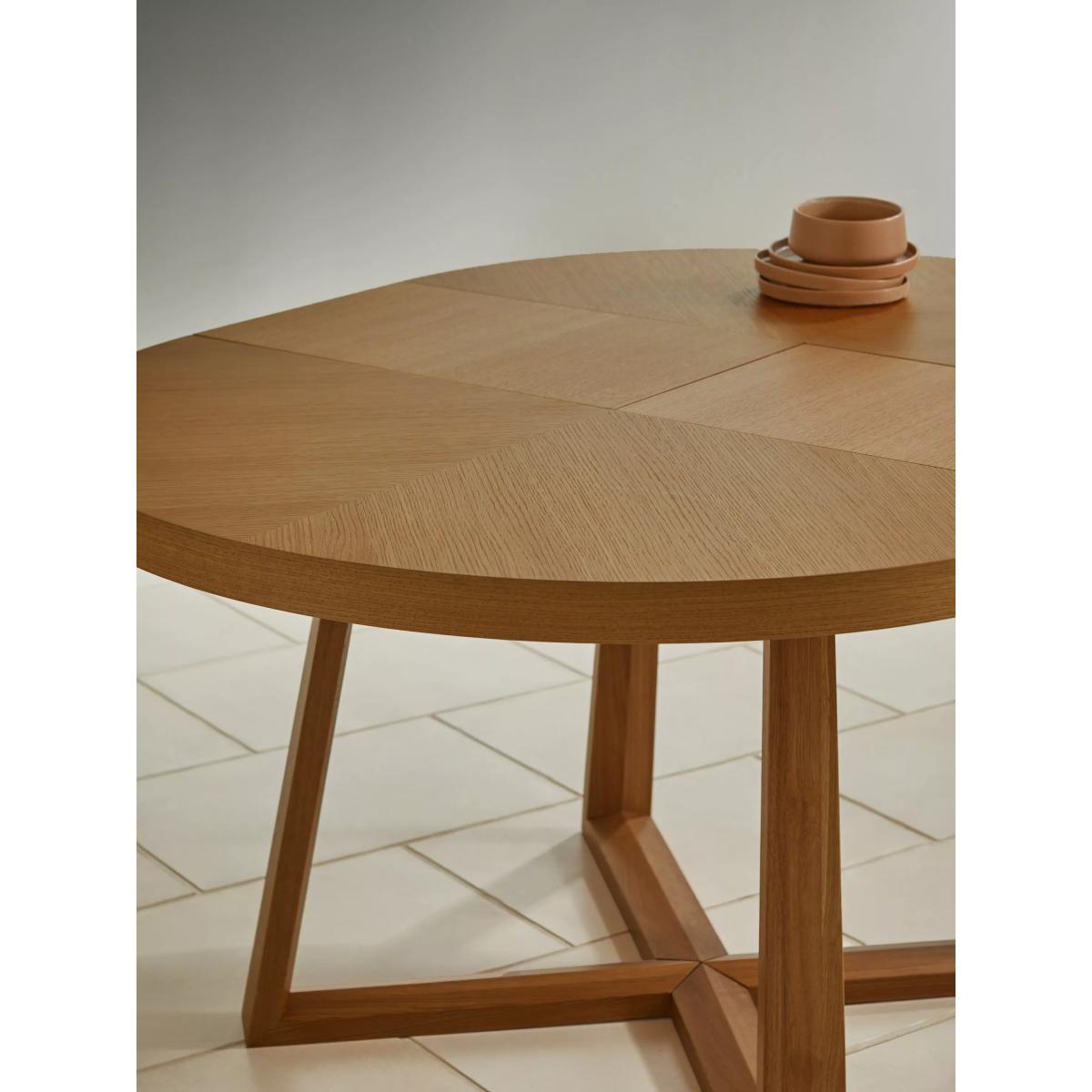 Belgrave Oval 4 to 6 Seater Extending Dining Table – image 8