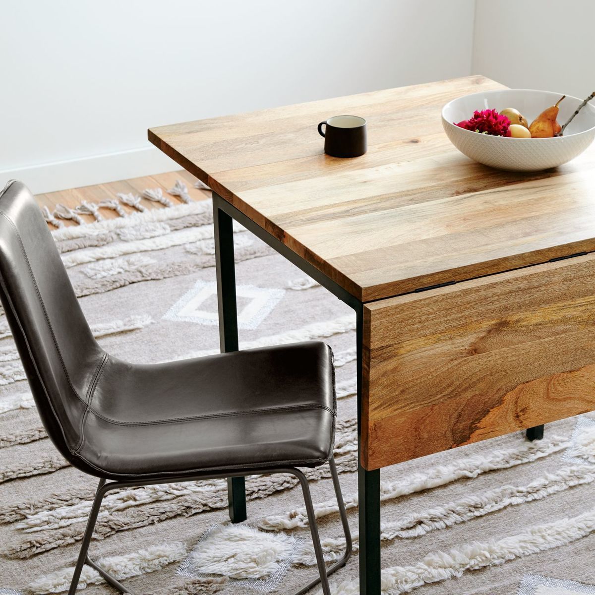 west elm Box Frame Drop Leaf 2-6 Seater Extending Dining Table, FSC-Certified (Mango Wood) – image 4