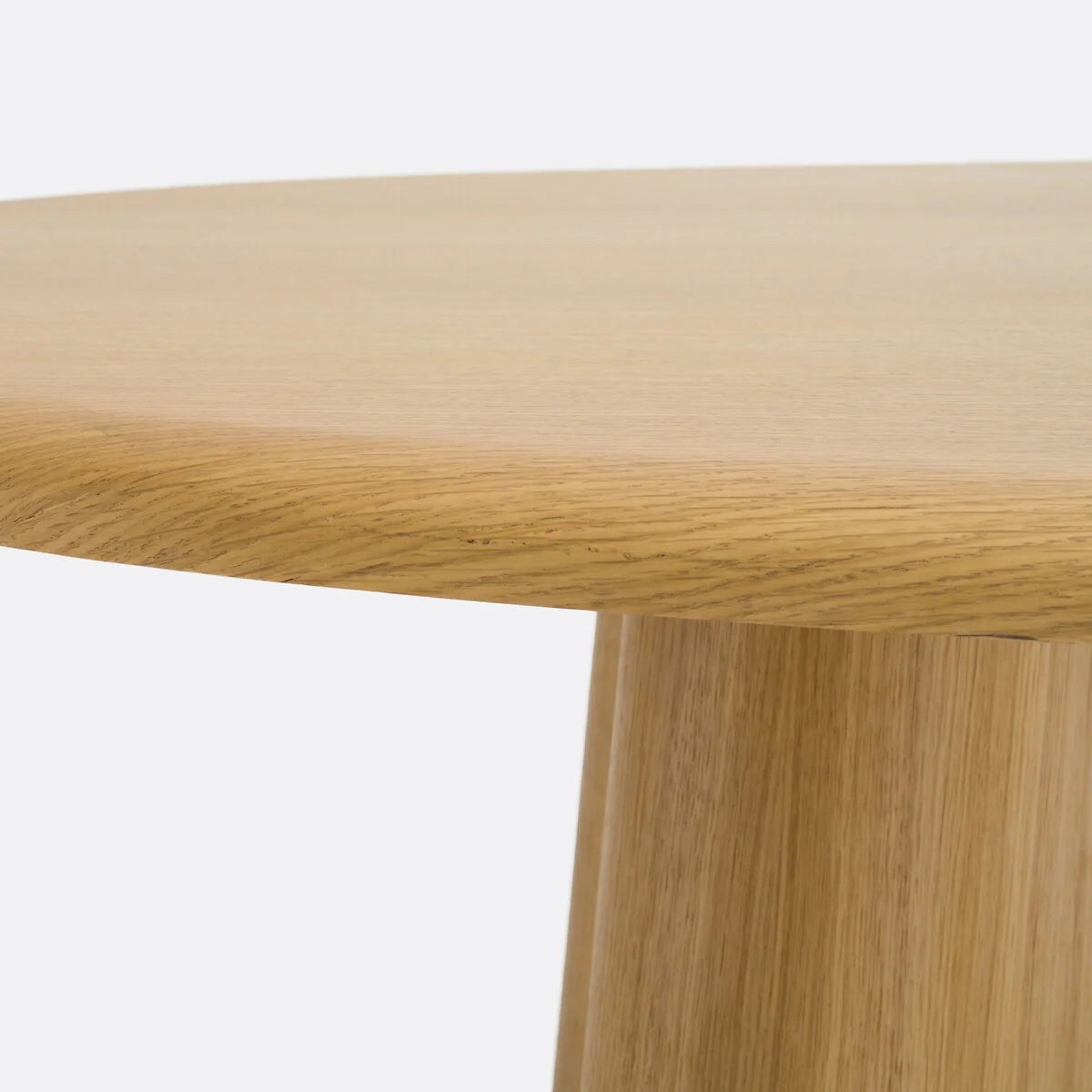 William 6-8 Seater Oval Dining Table in Oak Veneer – image 5