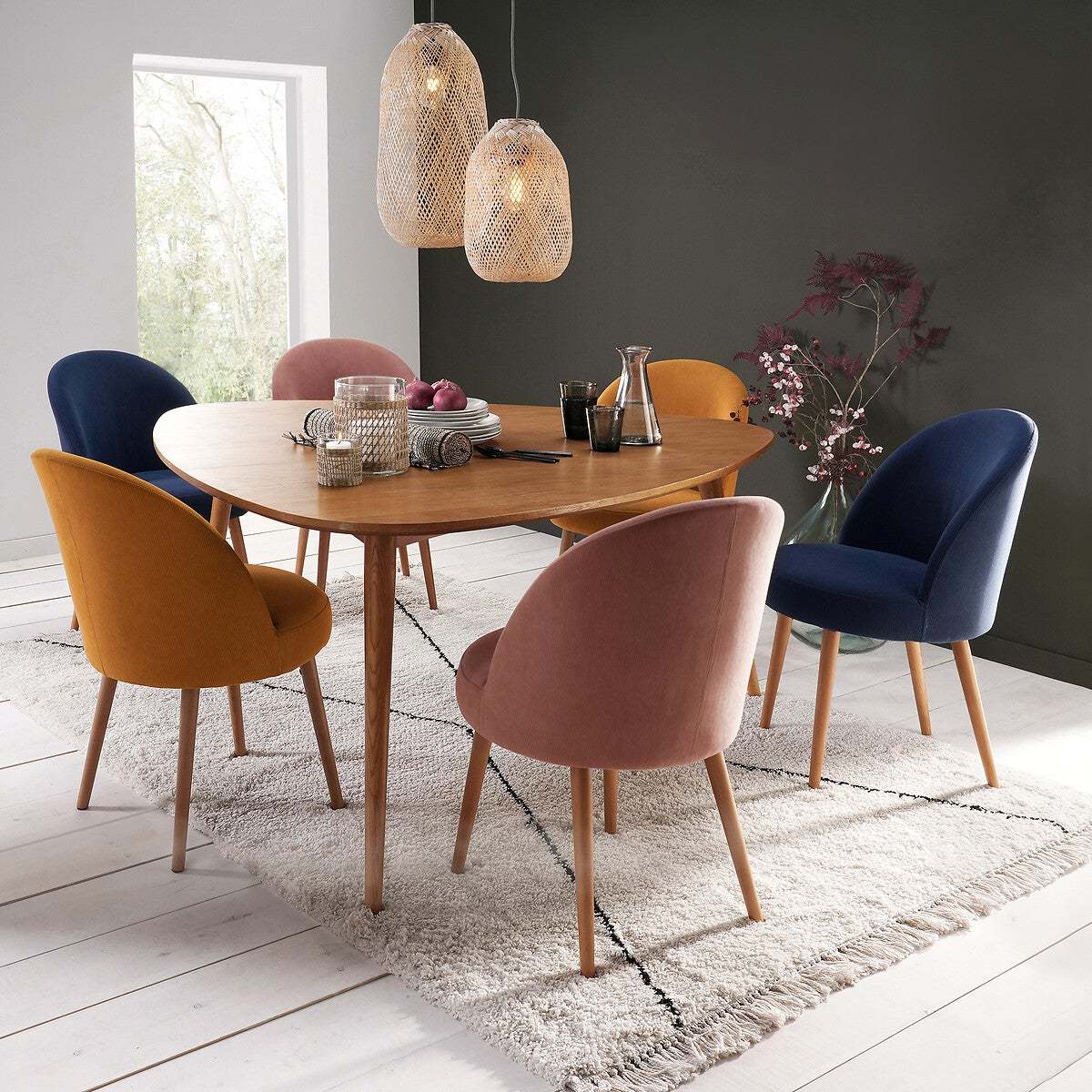 Quilda 6 Seater Oak Dining Table – image 6