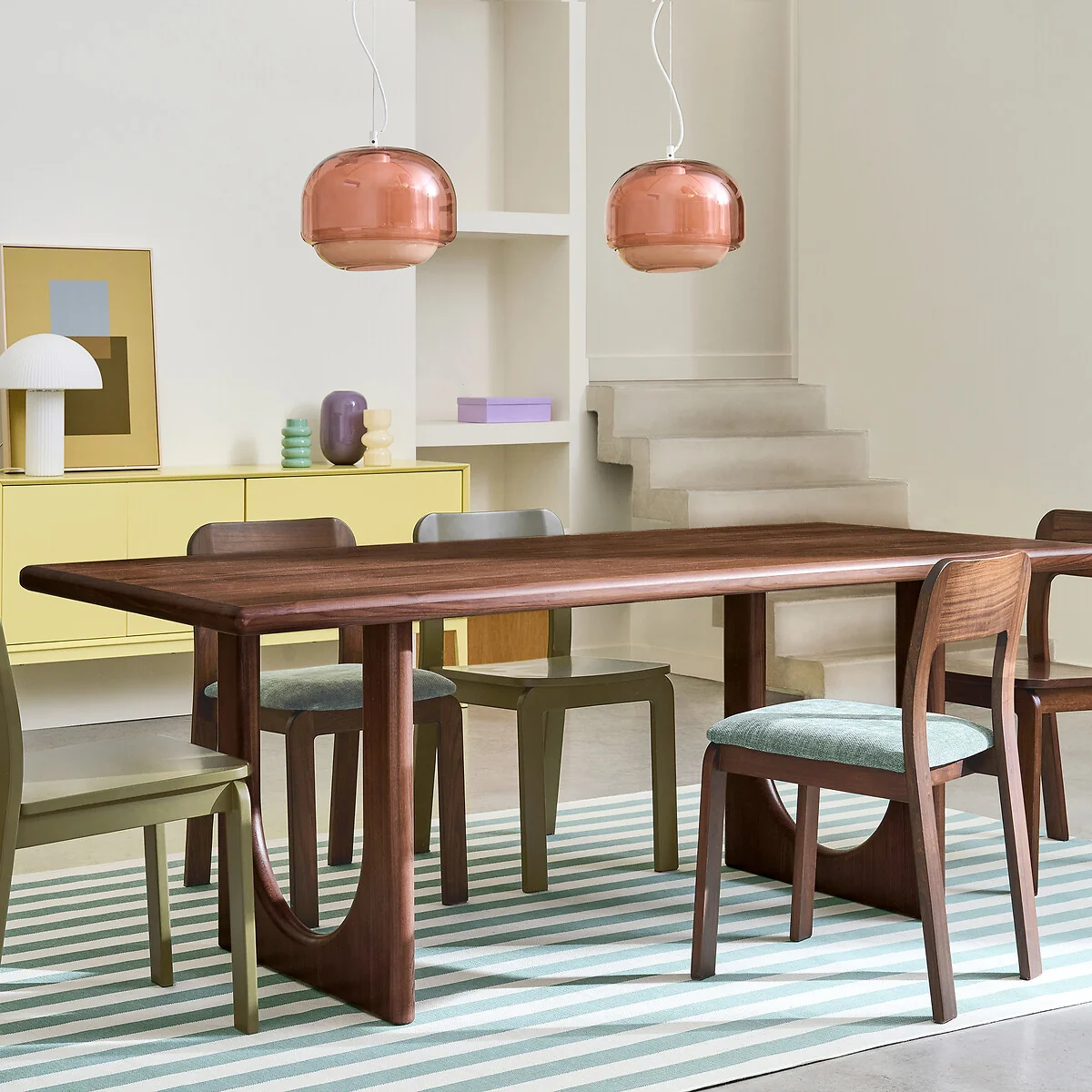 Douve 6-8 Seater Dining Table in Walnut Veneer – image 2