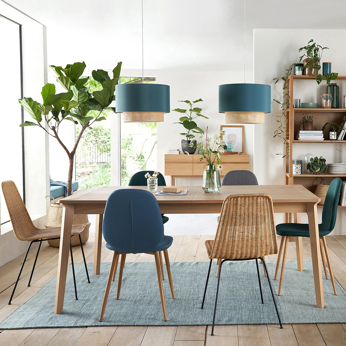 Pully 6-10 Seater Extending Dining Table in Oak Veneer – image 2