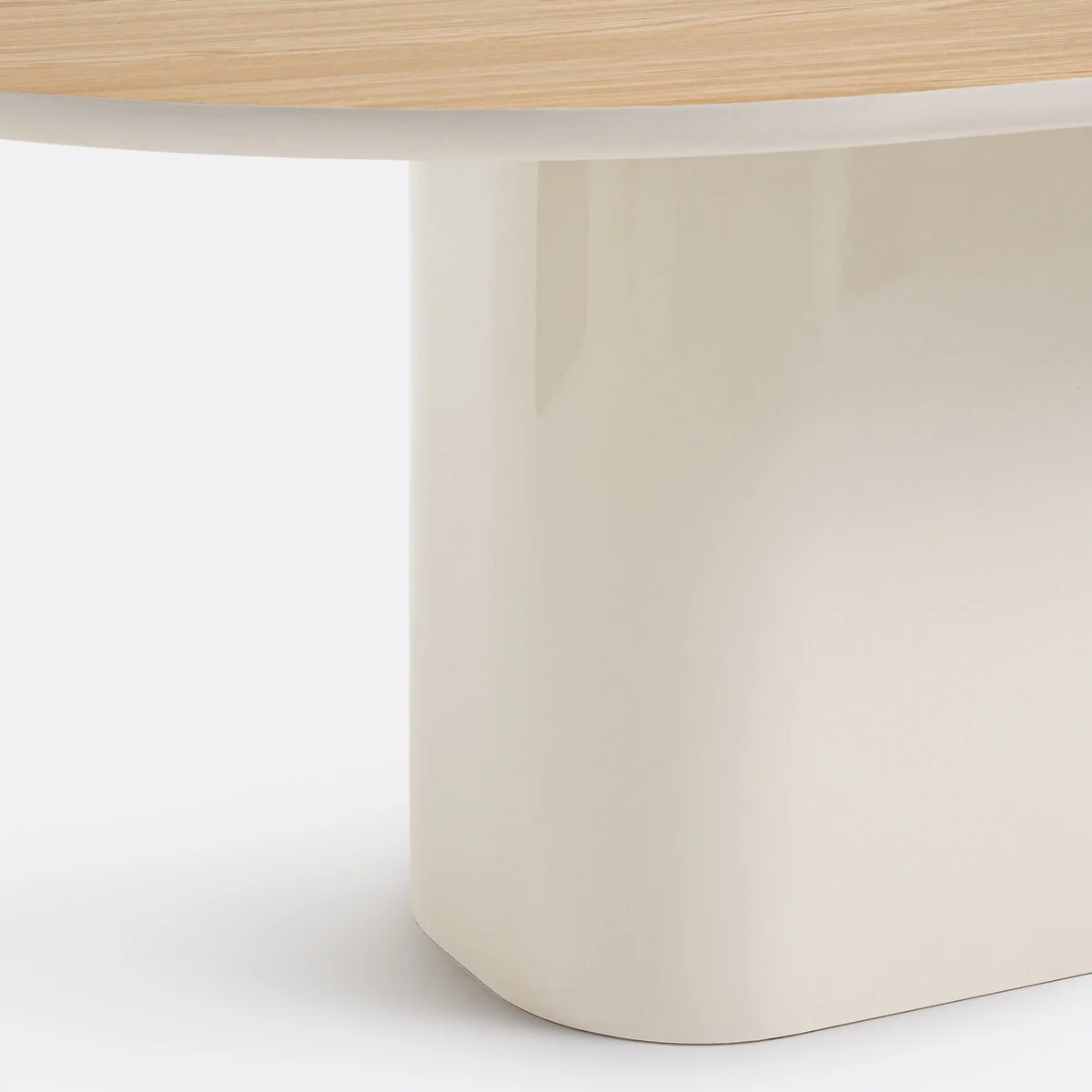 Tamula Oak Veneered 6-8 Seater Dining Table – image 6