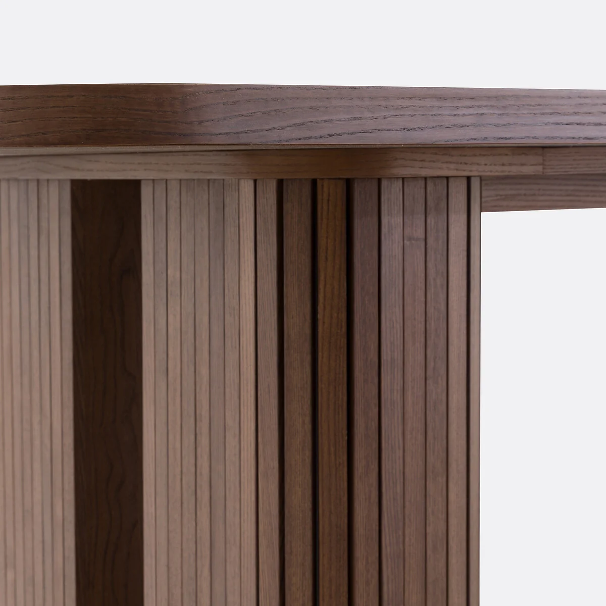 Latti Rectangular 6-8 Seater Dining Table in Oak and Pine Veneer – image 6