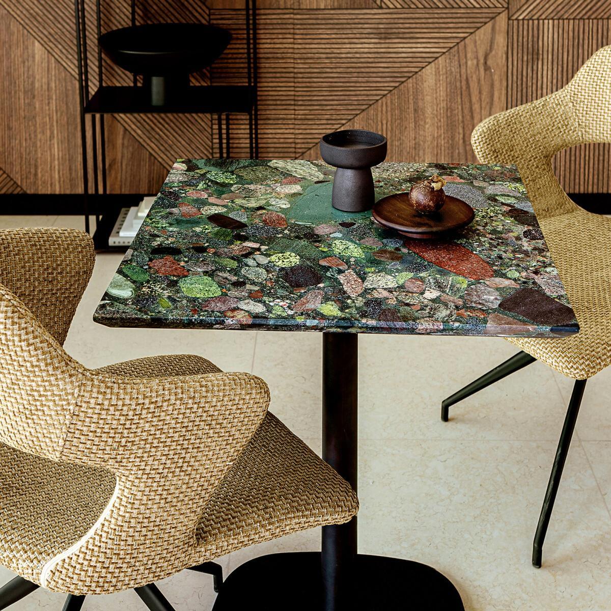 Beldixe Square Bistro Table – image 5