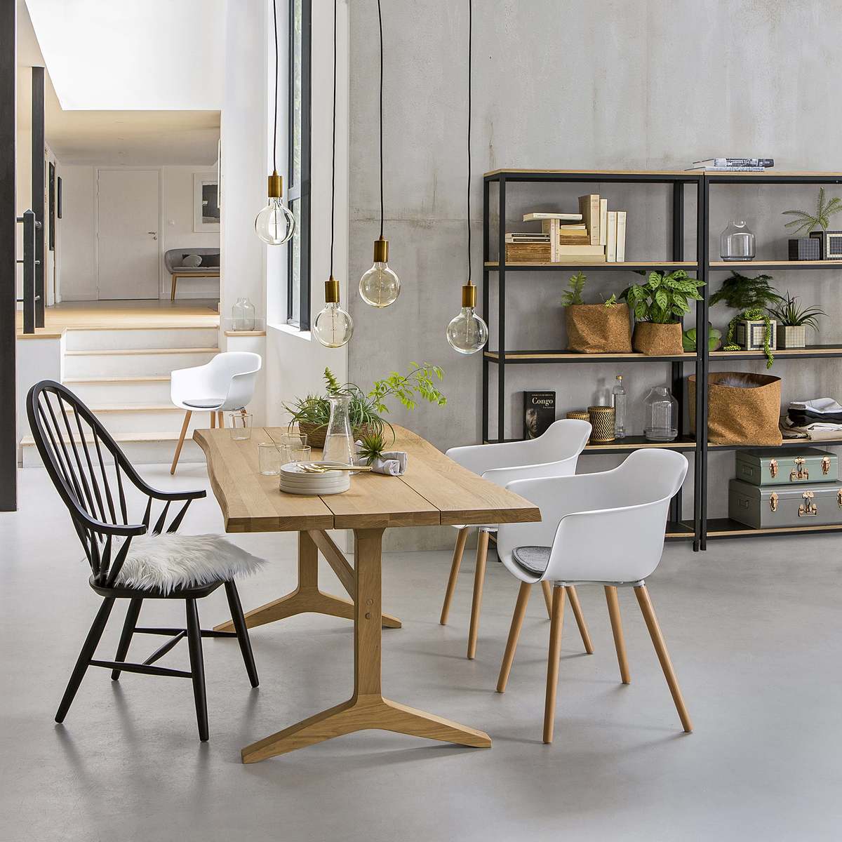 Waska Solid Oak Dining Table – image 5