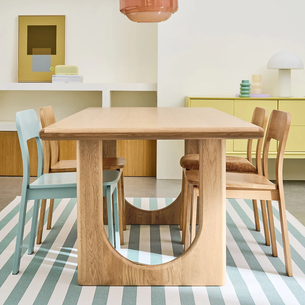 Douve 8-10 Seater Dining Table in Oak and Veneer – image 3