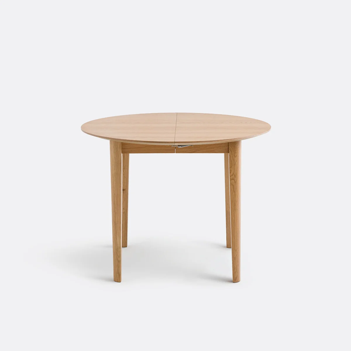 Tioga 4-8 Seater Extending Dining Table in Oak Veneer – image 3