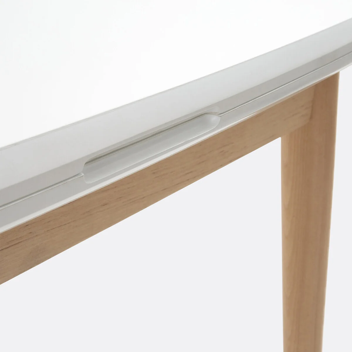 Jimi 2-6 Seater Extending Dining Table – image 5