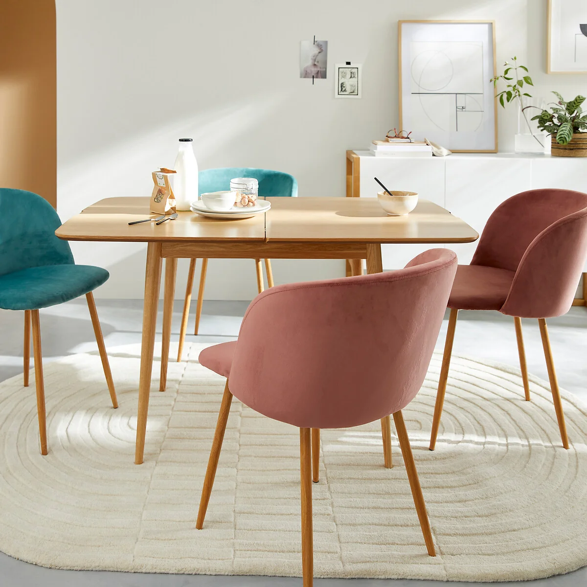 Aylin Extending Dining Table in Oak Veneer – image 2