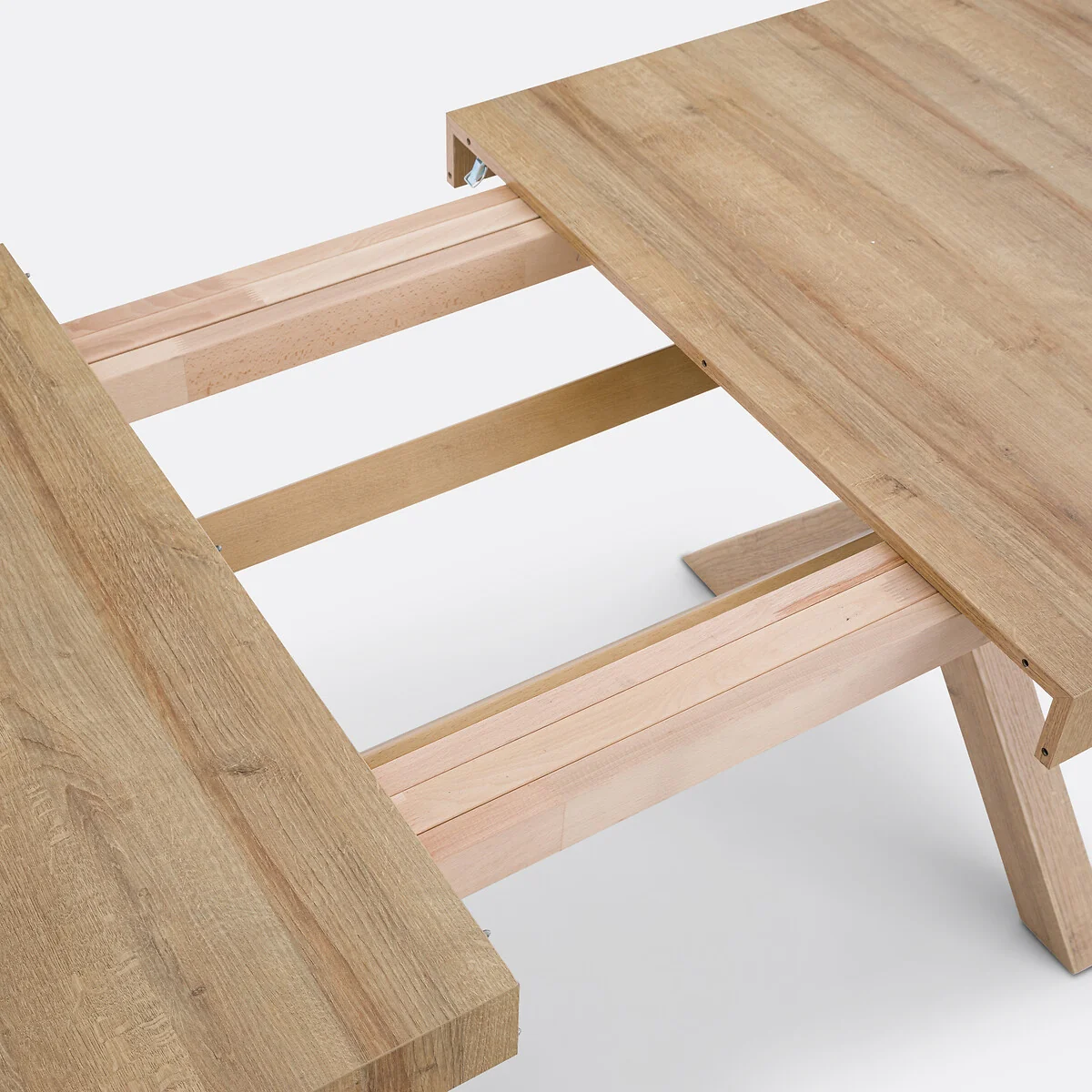Albani 18-Seater Extending Dining Table – image 10