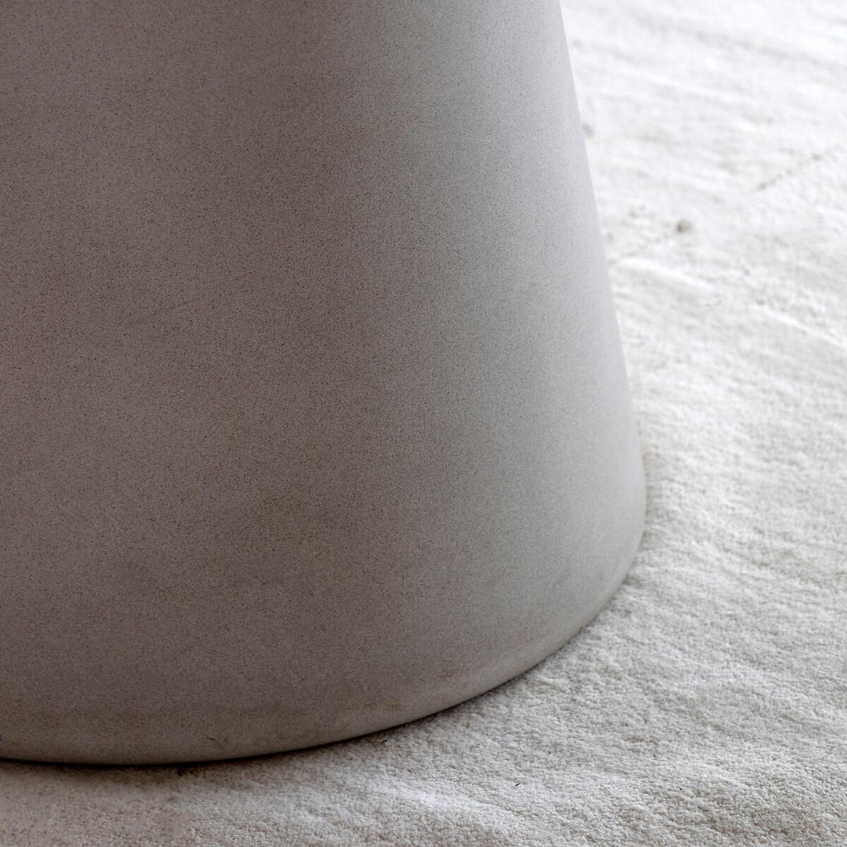 Pellan Round Concrete Dining Table (Seats 4) – image 4