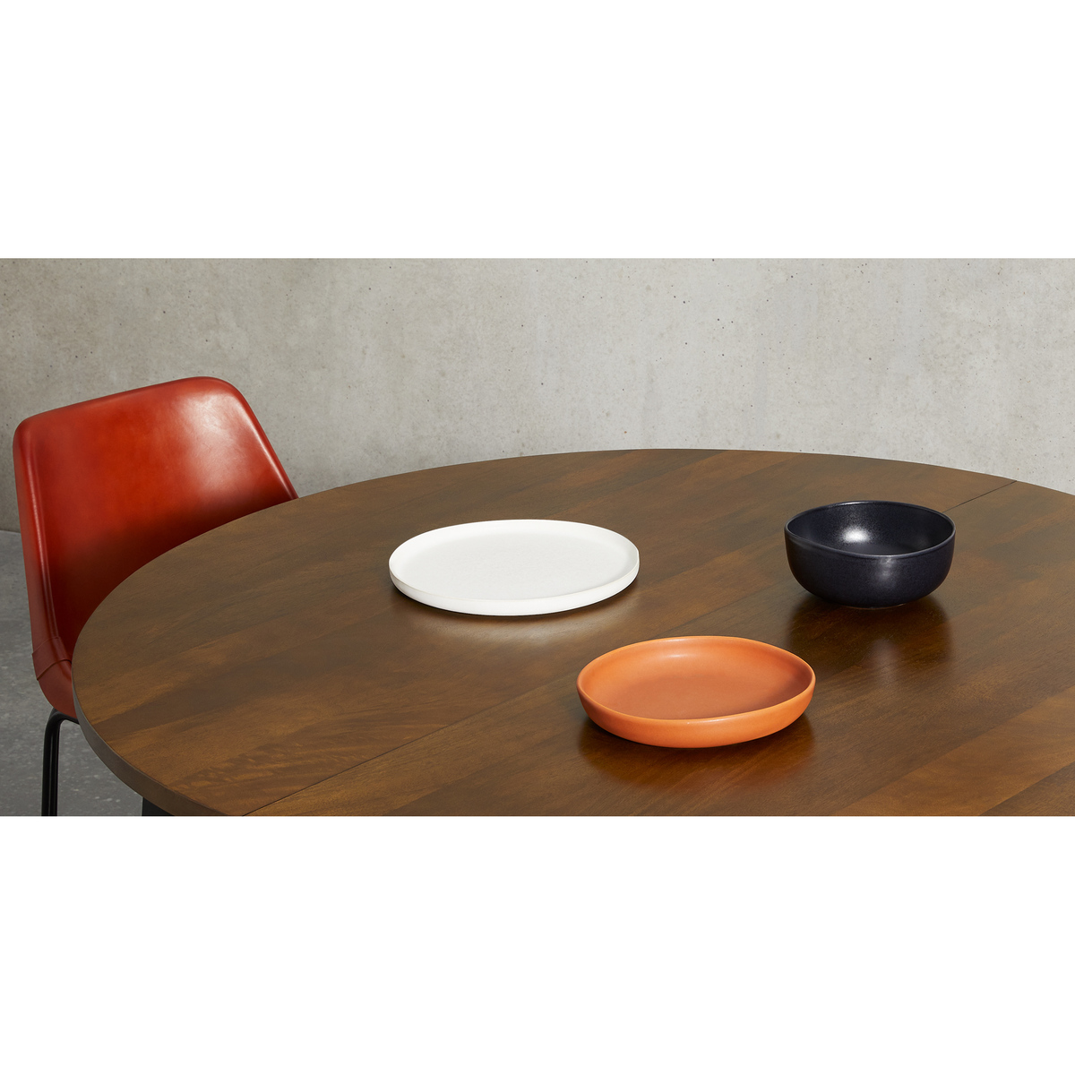 Lucien 4-6 Seat Round Extending dining table, Dark Mango Wood – image 8
