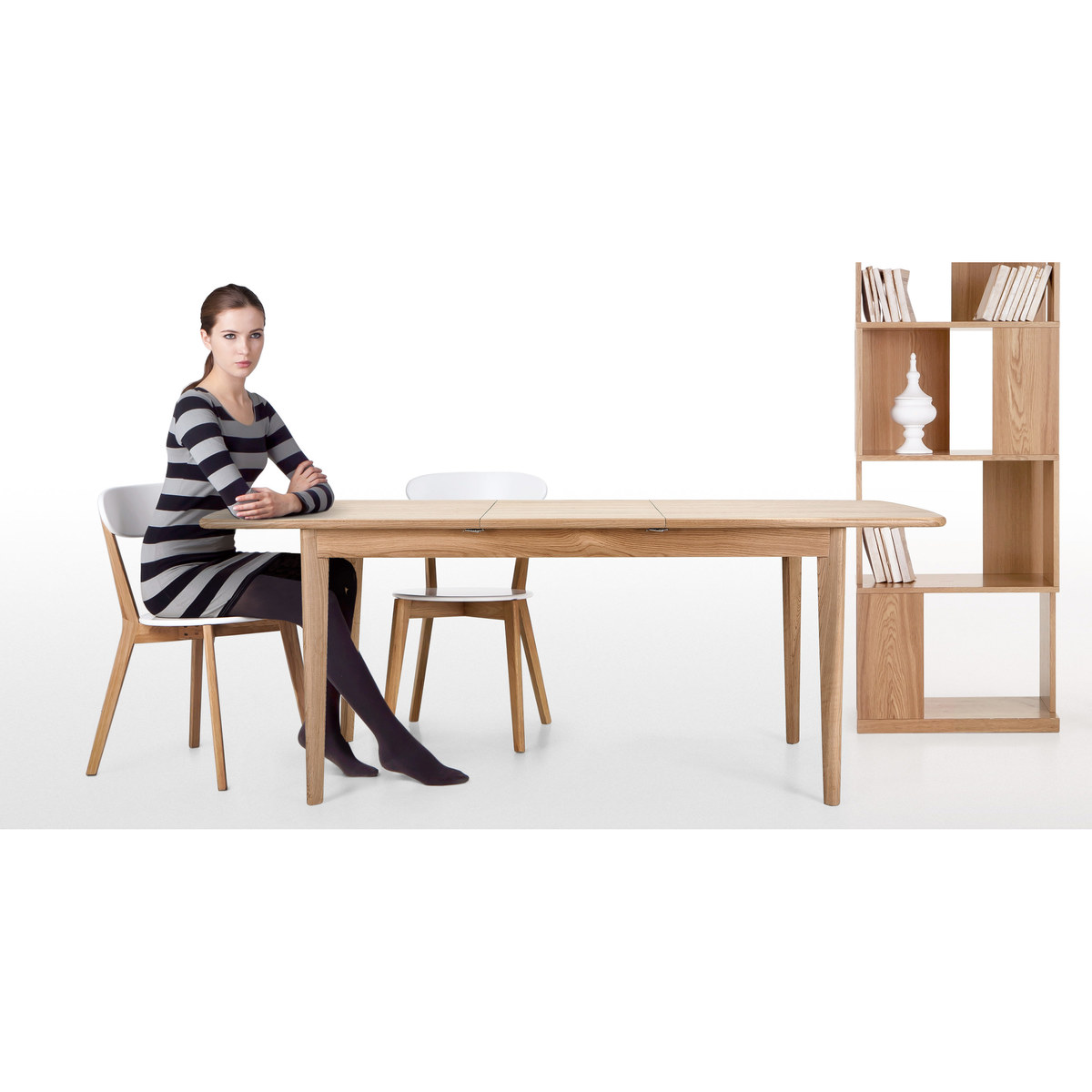 Monty 6-8 Seat Monty Extending Dining Table, Oak – image 3