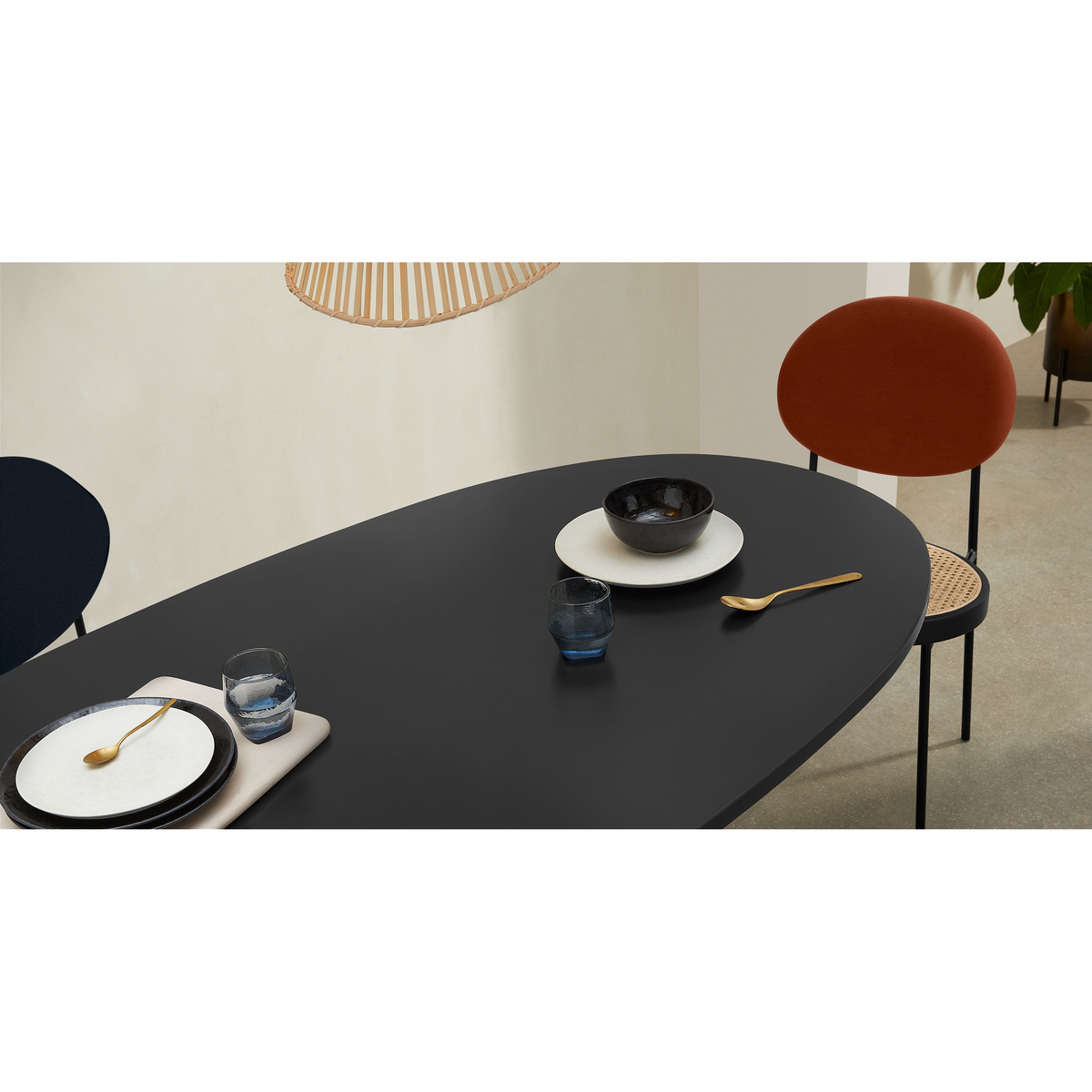 Rumana 6 Seat Oval Dining Table – image 3