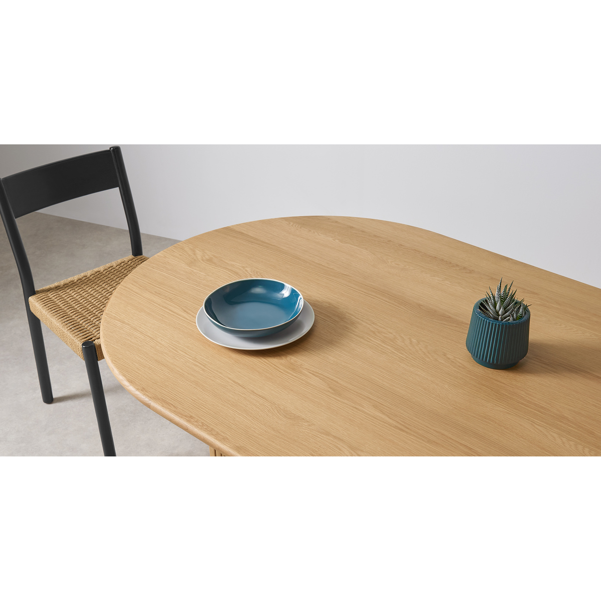 Tambo 8 Seat Dining Table, Oak – image 3