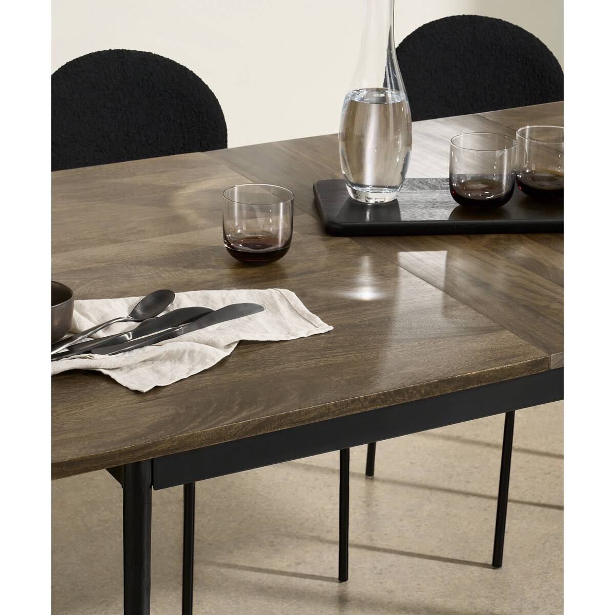 Rakara 6-8 Seat Extending Dining Table, Mango Wood – image 7