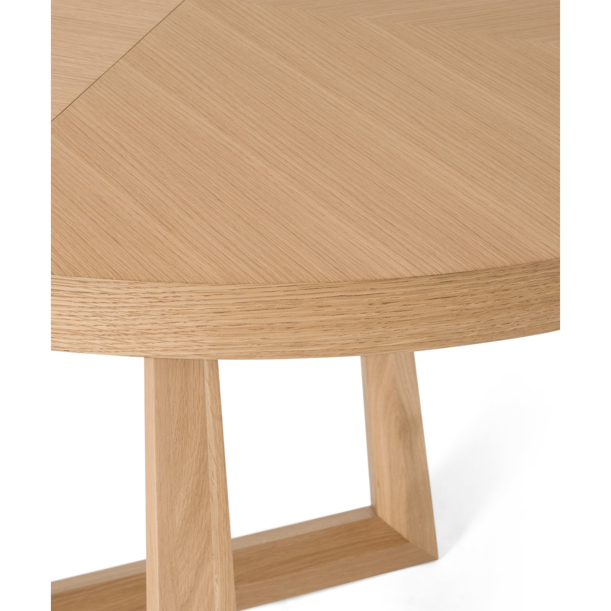 Belgrave 4-6 Seat Round Extending Dining Table, Oak – image 5