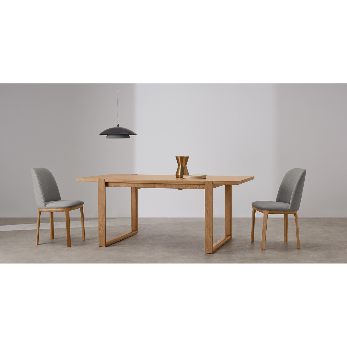 Nuno 6-8 Seat Extending Dining Table, Oak – image 4