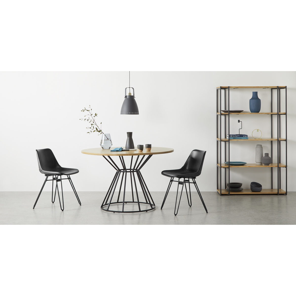Khalida 4 Seat Round Dining Table, Mango Wood and Black – image 2
