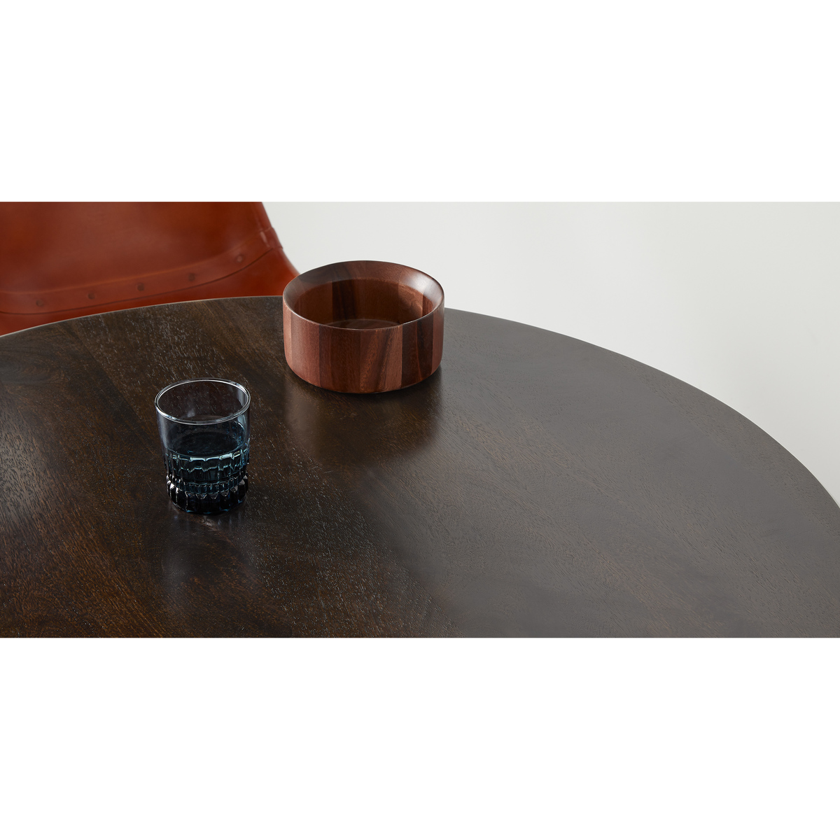 Bortolin 4 Seat Round Dining Table, Mango Wood and Brass – image 3