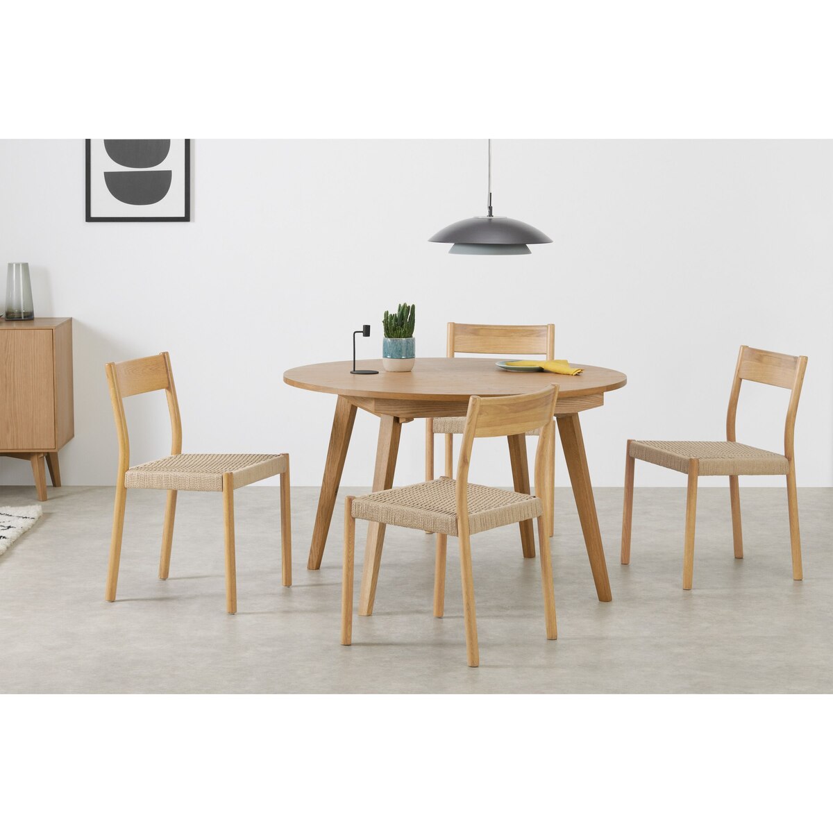 Wingrove 4-6 Seat Round to Oval Extending Dining Table, French Oak – image 7
