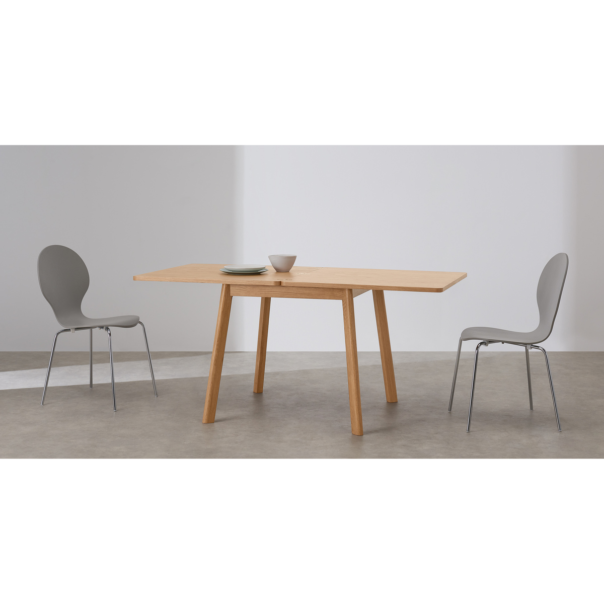MADE Essentials Benn 4 - 6 Seat Extending Dining Table, Oak – image 2