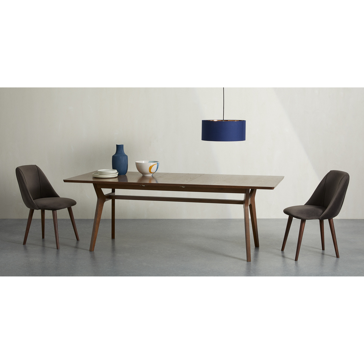 Jenson 6-8 Seat Extending Dining Table, Dark Stain Oak – image 2
