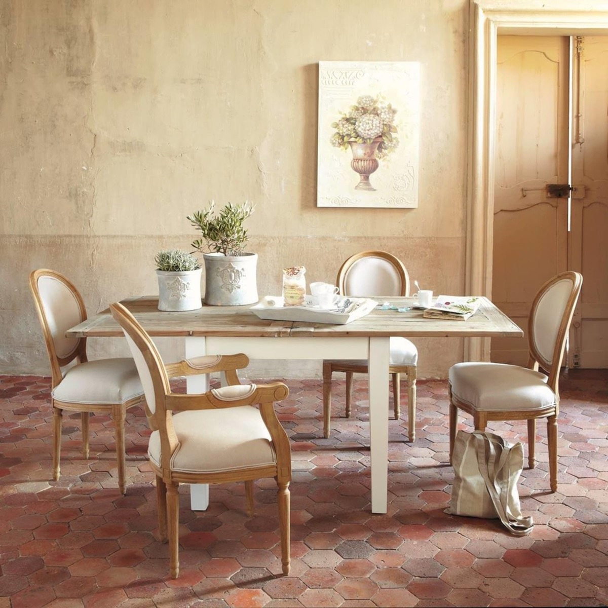 Extendible 4-8 Seater Dining Table L90-180 Provence – image 8