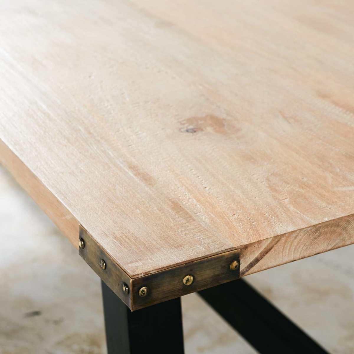 Solid Mango Wood 8-Seater Dining Table W 240 cm Indies – image 3