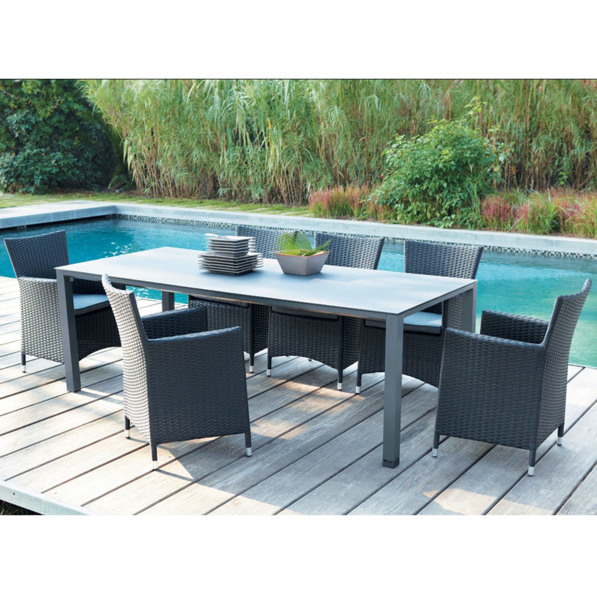 Tempered glass and aluminium garden table in charcoal grey W 220cm Square Garden – image 5