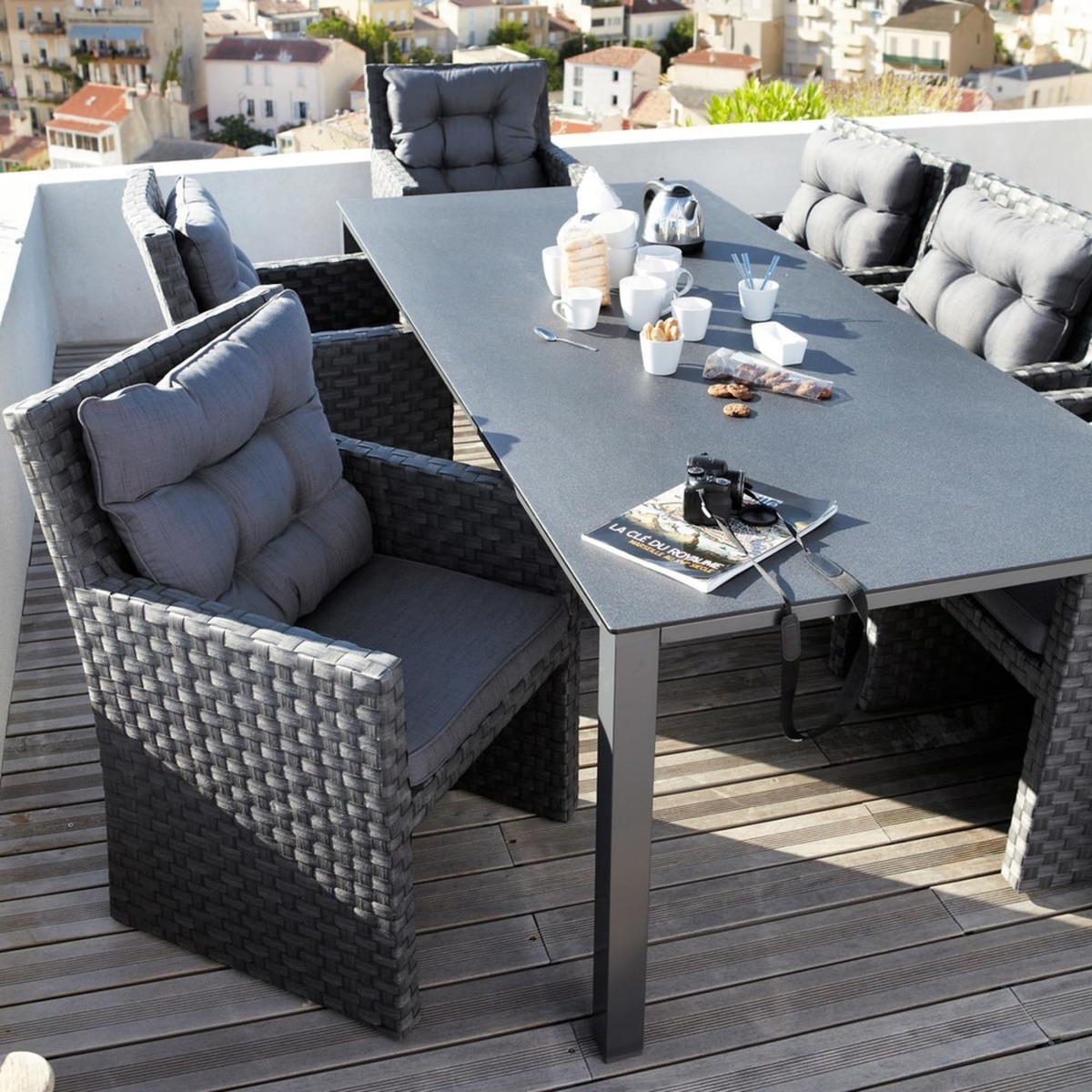 Tempered glass and aluminium garden table in charcoal grey W 220cm Square Garden – image 6