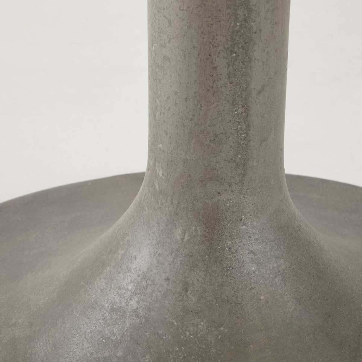 Round 4-6 Seater Dining Table D115 Andromède – image 4