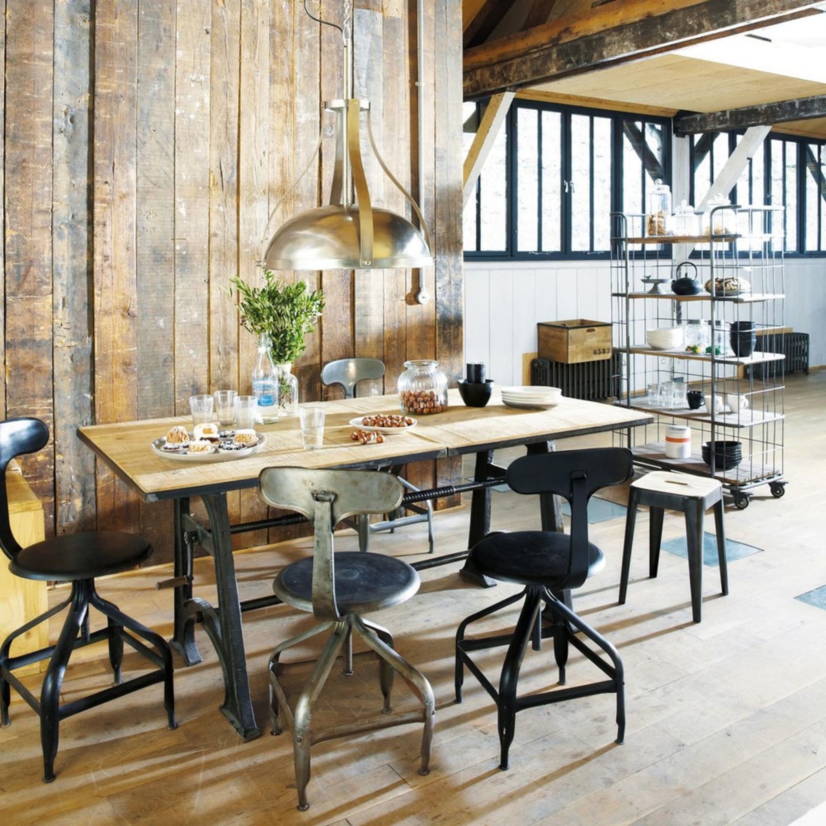 Industrial Extendible 8-10 Seater Dining Table L180/220 Manivelle – image 3
