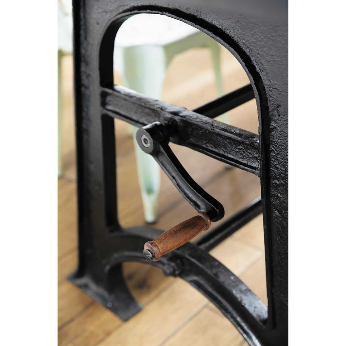 Industrial Extendible 8-10 Seater Dining Table L180/220 Manivelle – image 4