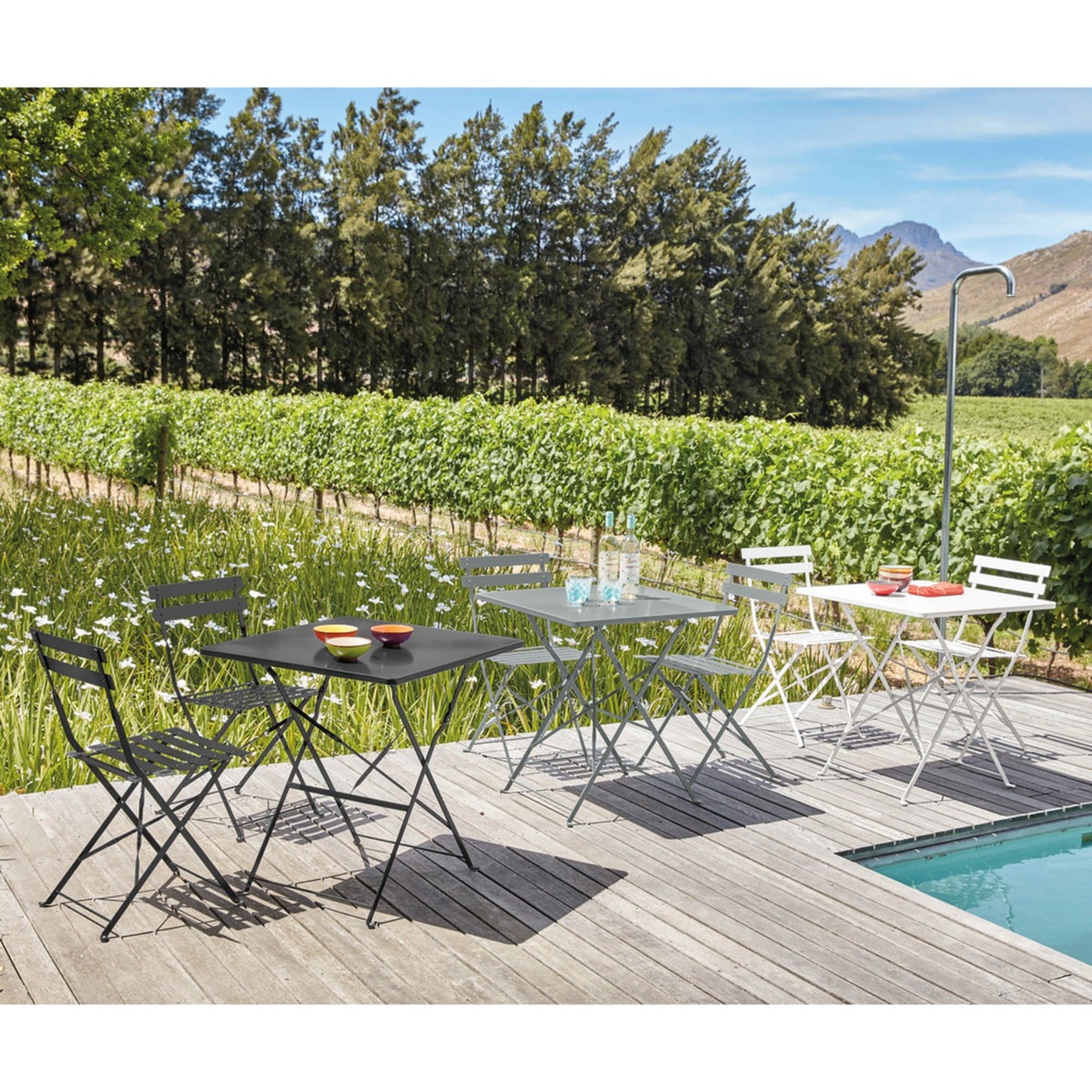 2-Seater White Epoxy-Treated Metal Folding Garden Table W70 Guinguette – image 5