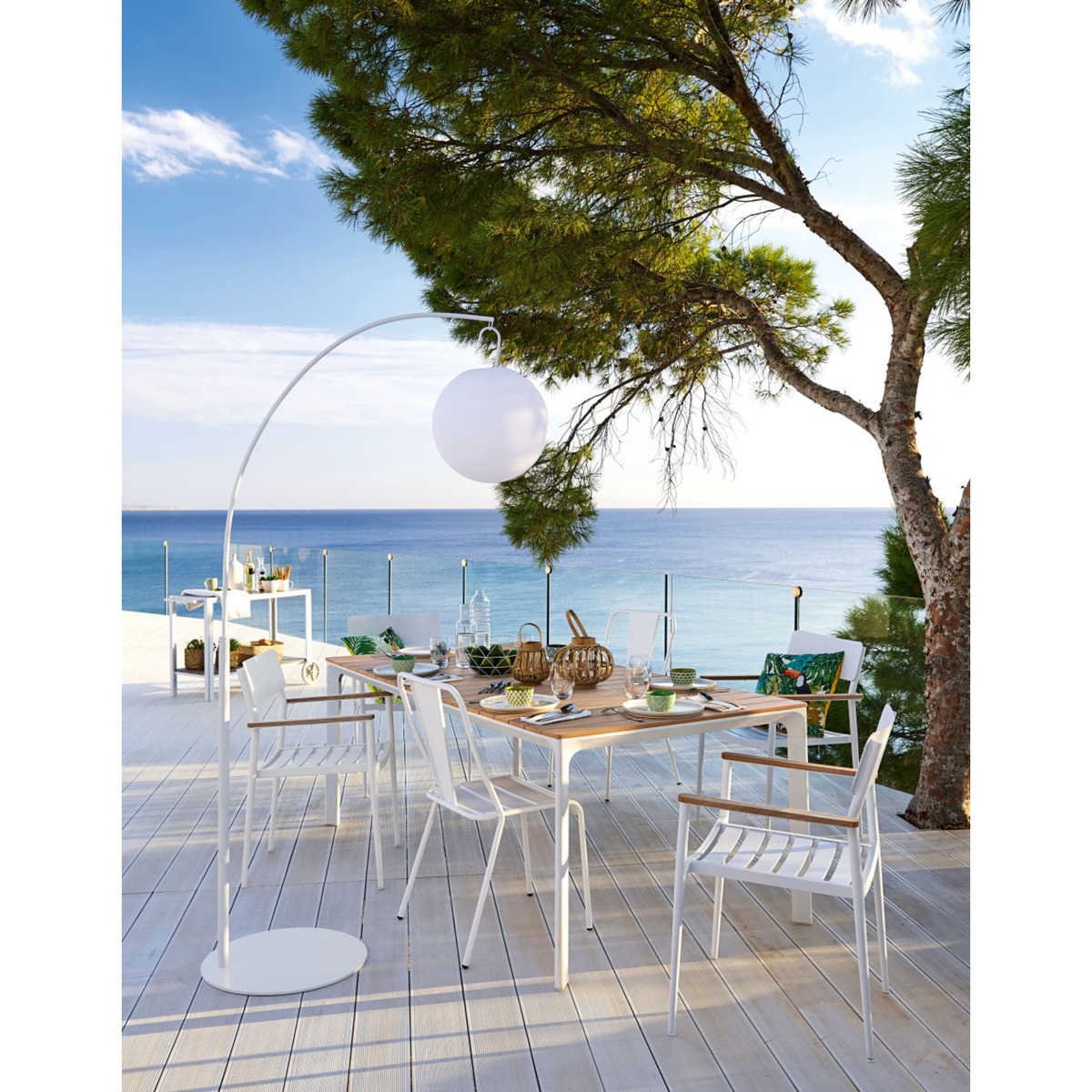 White Aluminium 6-8 Seater Garden Table L200 Fuji – image 6