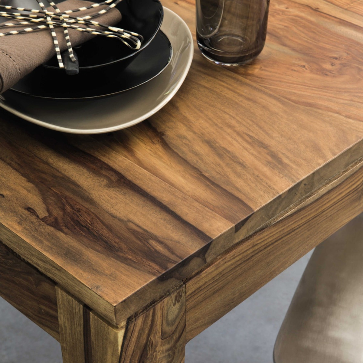 Solid Sheesham Wood Square Dining Table L140 Stockholm – image 3