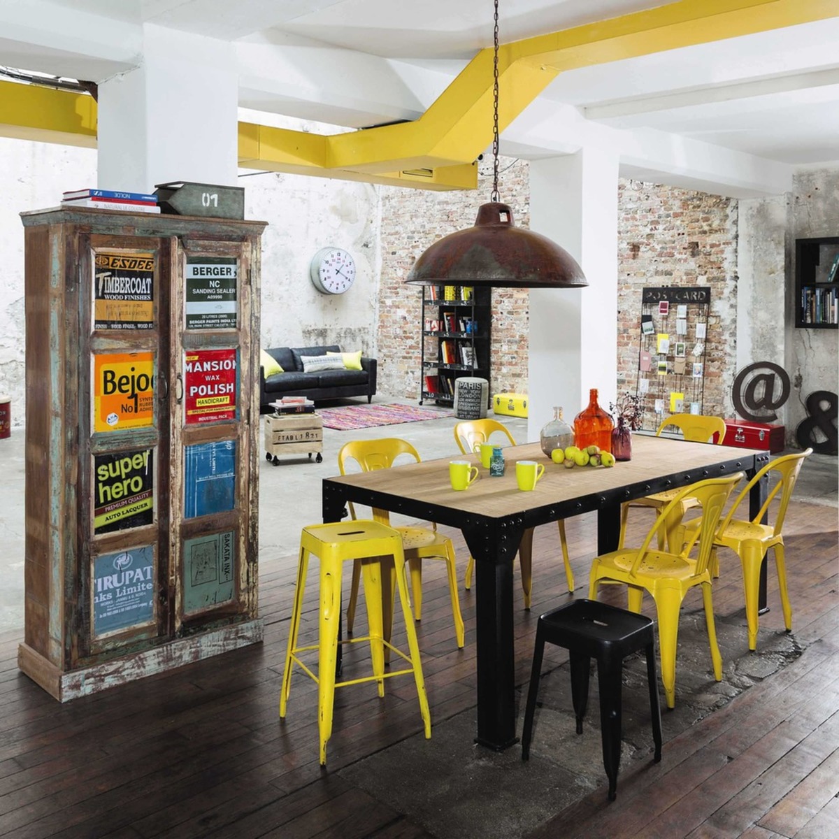 Solid Mango Wood and Metal 8-10-Seater Industrial Dining Table L200 Factory – image 5