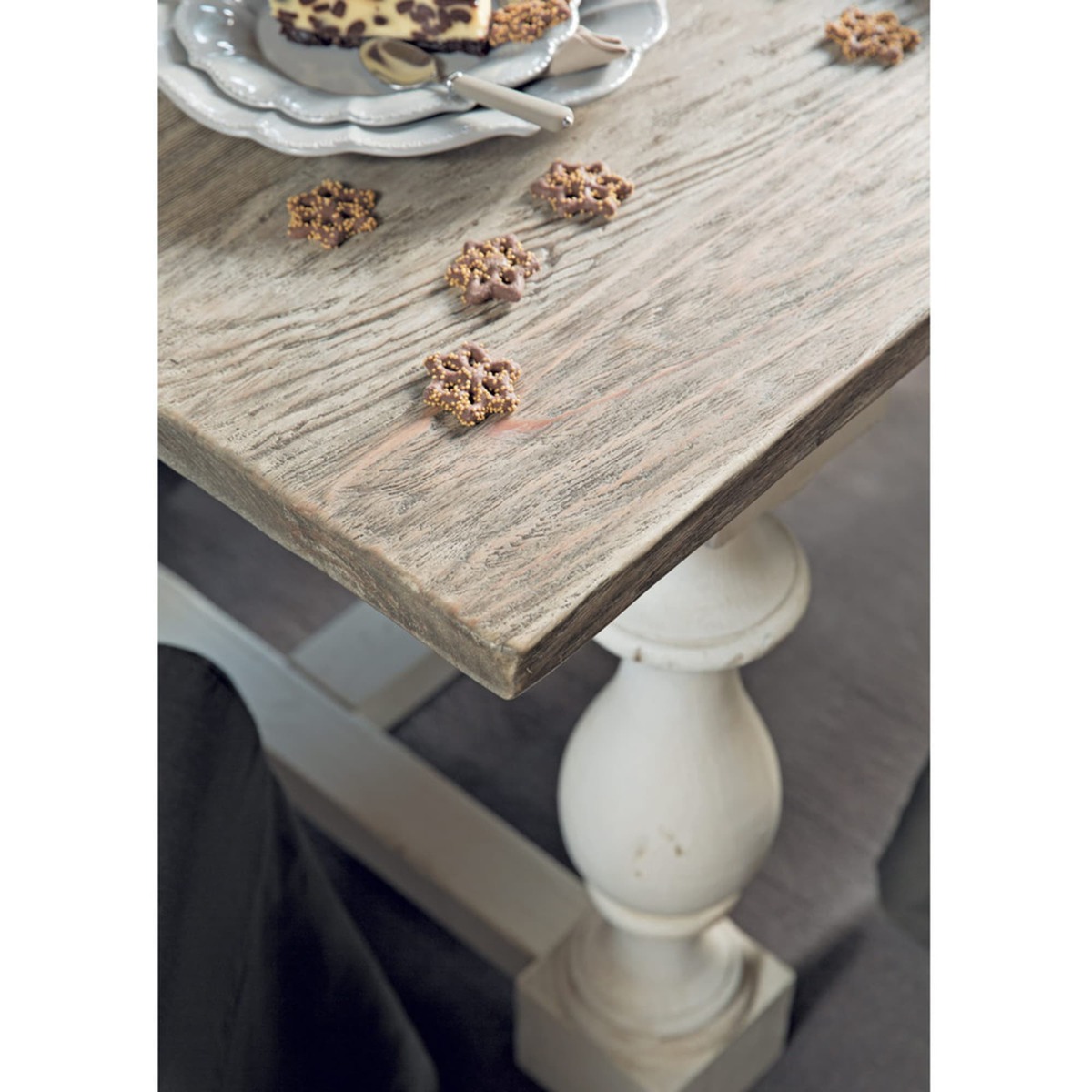 Solid Pine Dining Table W 250cm Montmorency – image 5