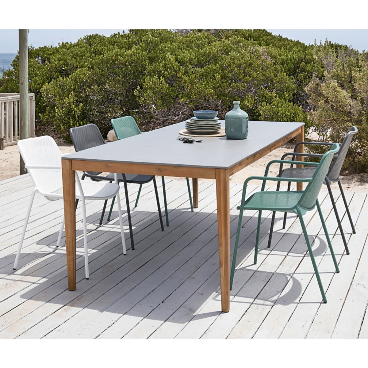8-10 Seater Cement Garden Table W220 – image 3