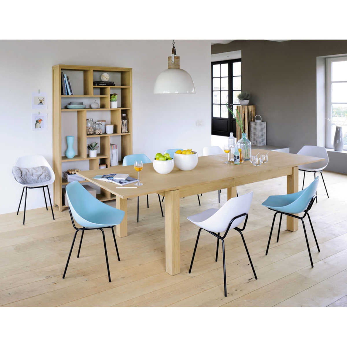 Extendible 8-12 Seater Dining Table L200-300 Danube – image 3