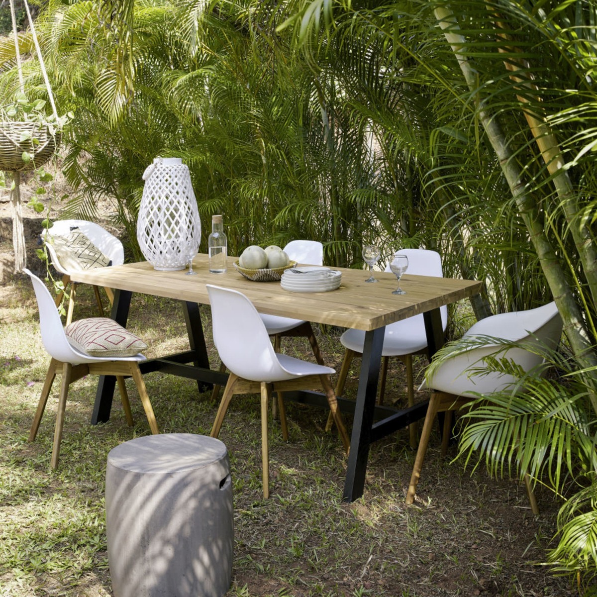 Black Metal and Acacia 6-8 Seater Garden Table W 180 cm Countryside – image 4