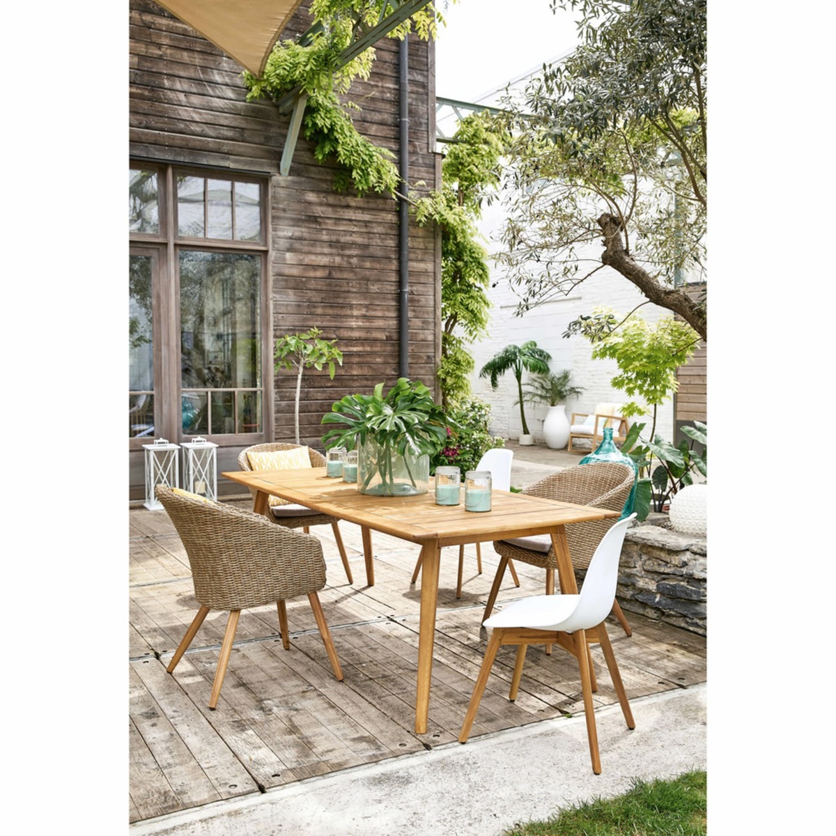 8-Seater Garden Table in Solid Acacia Frejus – image 4