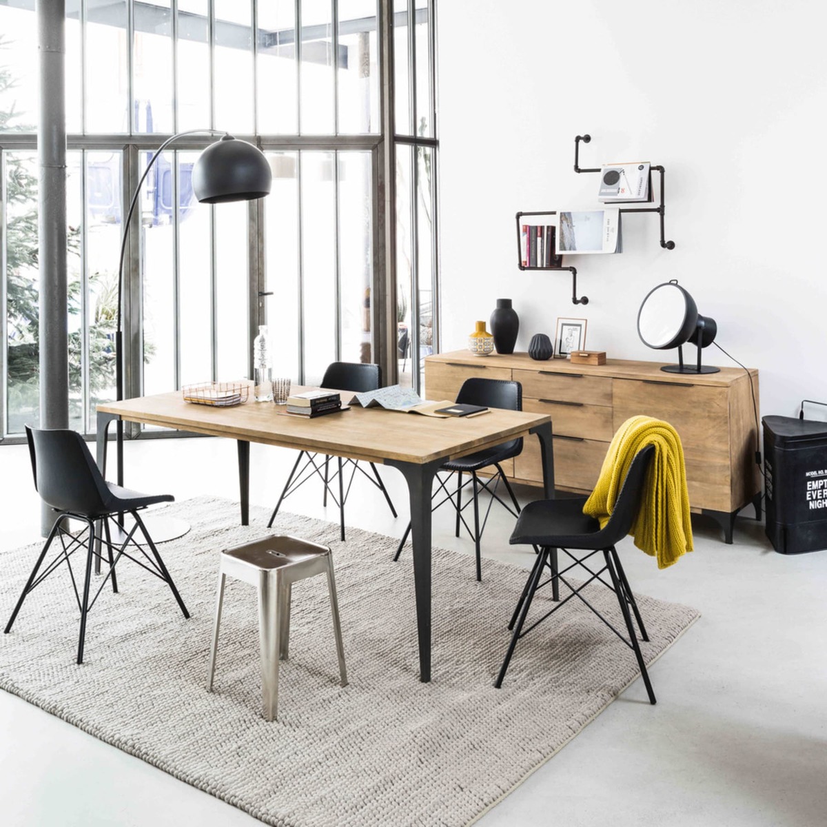 Solid mango wood dining table L180 Metropolis – image 3